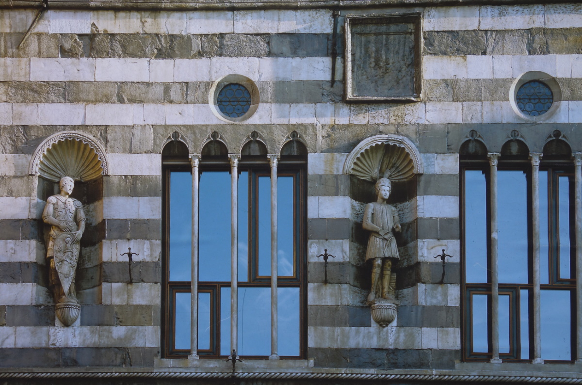 Palazzo dei Marmi, piazza Fontane Marose, Genova